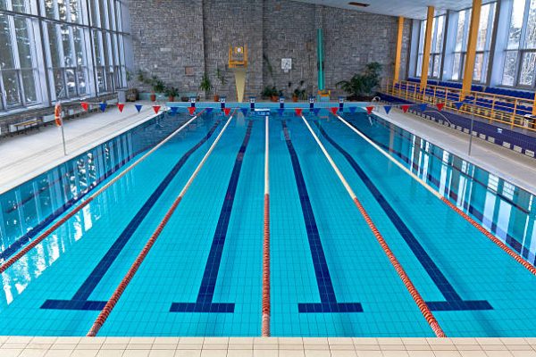 นักว่ายน้ำดาวรุ่งของอังกฤษที่ต้องจับตาในปี 2025–2035